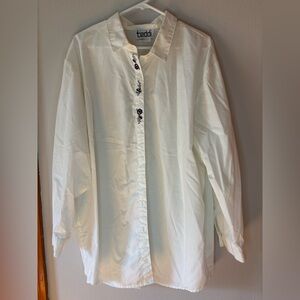 Teddi White Button Down Shirt with Floral Embroidery